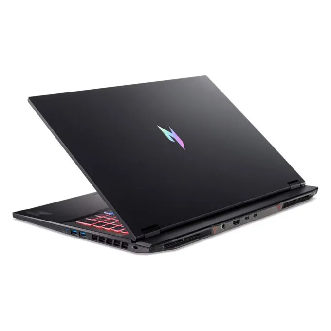 Acer Nitro 18 R7 350 16GB 1TBSSD W11 Home — image 4