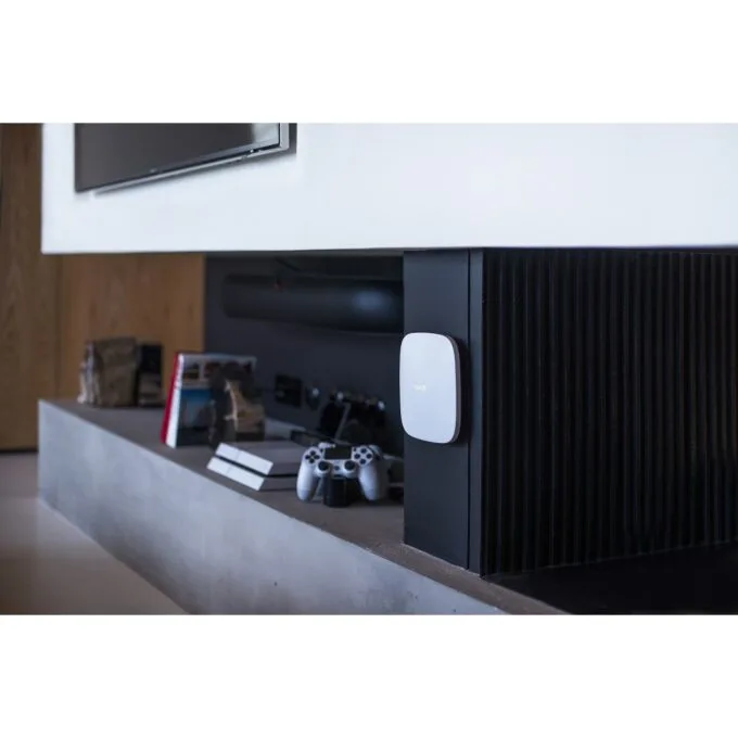AJAX TCP-IP GSM Alarm Hub - White — image 2