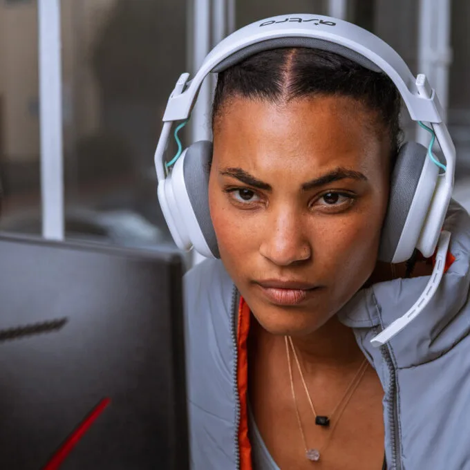 ASTRO A10 Gen 2 Wired Gaming Headset - White - 3.5mm Jack, Closed-Back, Boom Mic, Multi-Platform — image 2