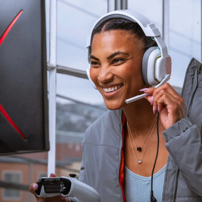 ASTRO A10 Gen 2 Wired Gaming Headset - White - 3.5mm Jack, Closed-Back, Boom Mic, Multi-Platform — image 13