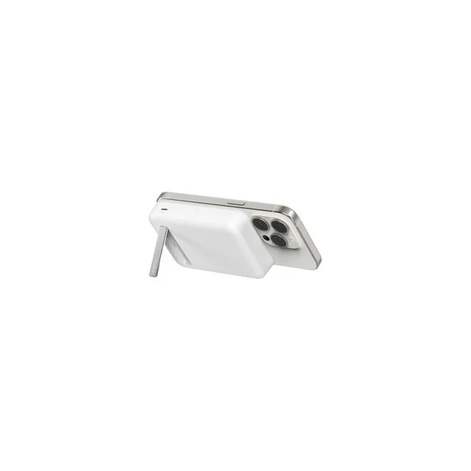 Belkin BoostCharge Pro Magnetische Powerbank Qi2 10K. white — image 2