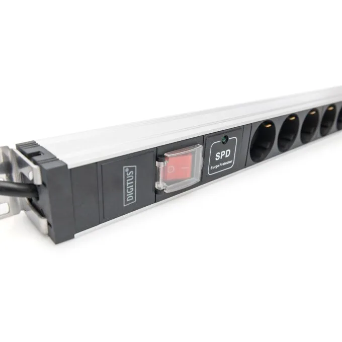 DIGITUS PDU - 1HE Vertical, 12xSchuko 230V 16A, Black — image 5