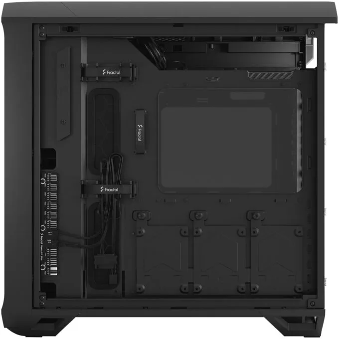 Fractal Design Torrent Compact - Mid-Tower PC Case - Black, Tempered Glass, E-ATX/ATX, USB-C — image 17