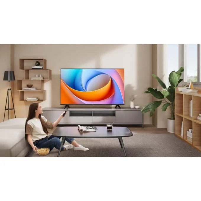 Hisense 40'' Full HD Smart LED TV - 40A4Q - 40'' Full HD Smart LED TV — image 2