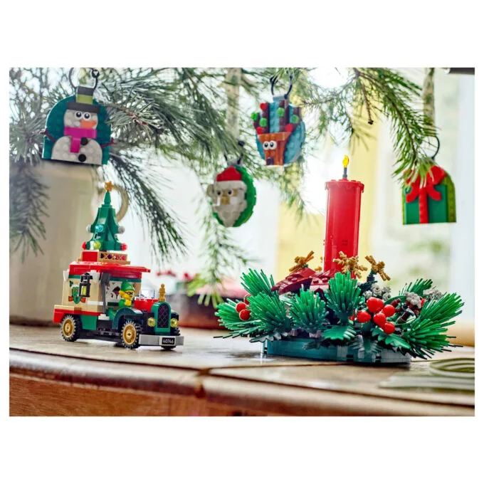 LEGO 40743 Iconic Weihnachtsgesteck — image 11