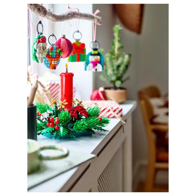 LEGO 40743 Iconic Weihnachtsgesteck — image 12