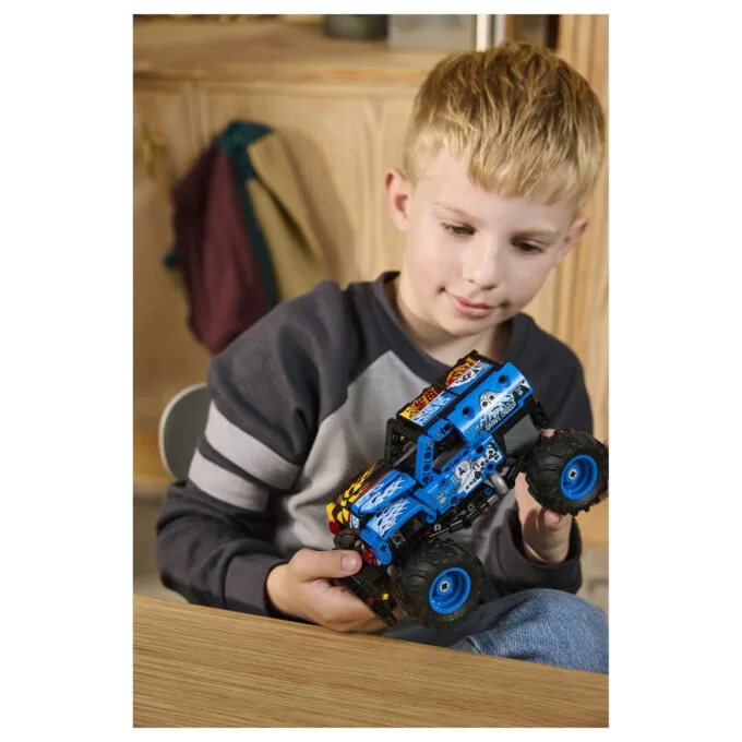 LEGO 42219 Technic Monster Jam Grave Digger Feuer und Eis — image 13