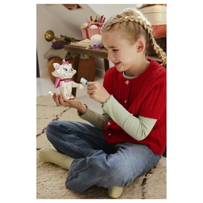 LEGO 43286 Disney Classic Aristocats: Bezaubernde Marie — image 25