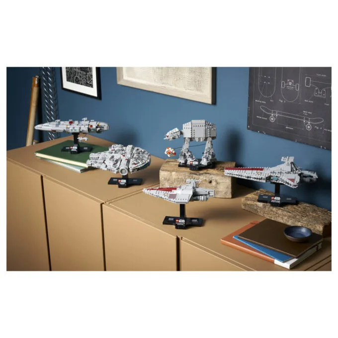 LEGO 75440 Star Wars AT-AT — image 19
