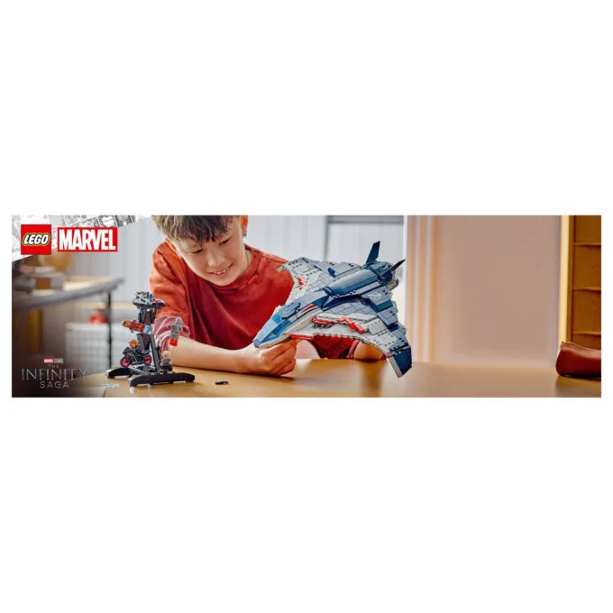 LEGO 76325 Marvel Super Heroes Avengers: Age of Ultron Quinjet — image 17