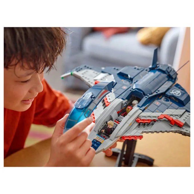 LEGO 76325 Marvel Super Heroes Avengers: Age of Ultron Quinjet — image 28