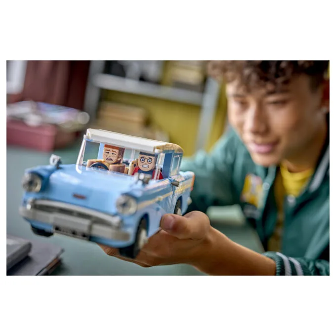 LEGO 76470 Harry Potter Fliegender Ford Anglia — image 13