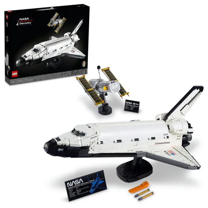 LEGO Creator Expert - NASA-Spaceshuttle Discovery — image 12