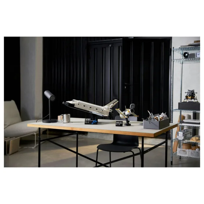 LEGO Creator Expert - NASA-Spaceshuttle Discovery — image 38