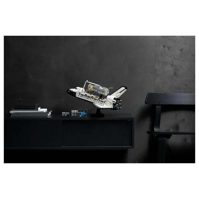 LEGO Creator Expert - NASA-Spaceshuttle Discovery — image 39