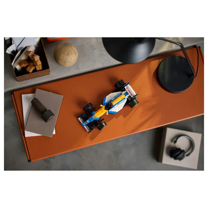 LEGO Icons Williams Racing FW14B mit Nigel Mansell 10353 — image 22