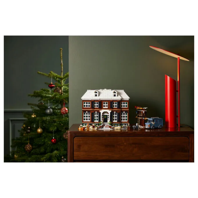 LEGO Ideas 21330 Home Alone — image 21