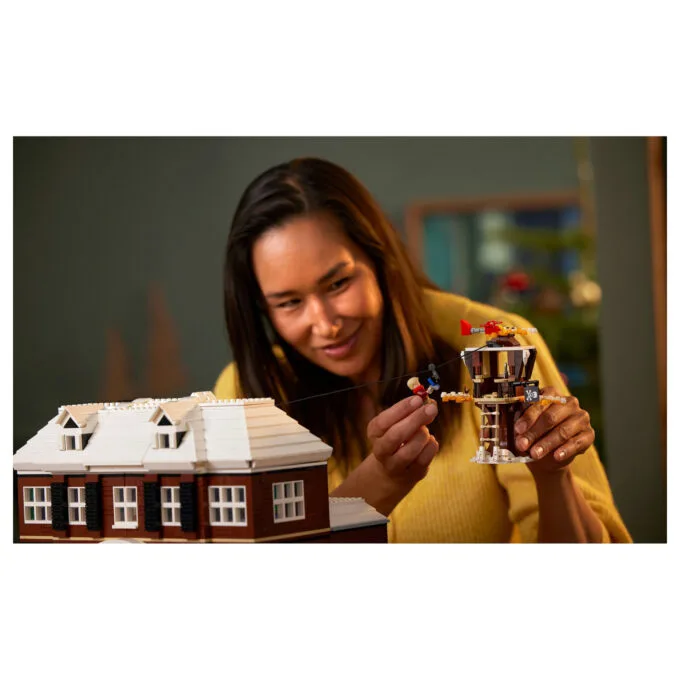 LEGO Ideas 21330 Home Alone — image 32