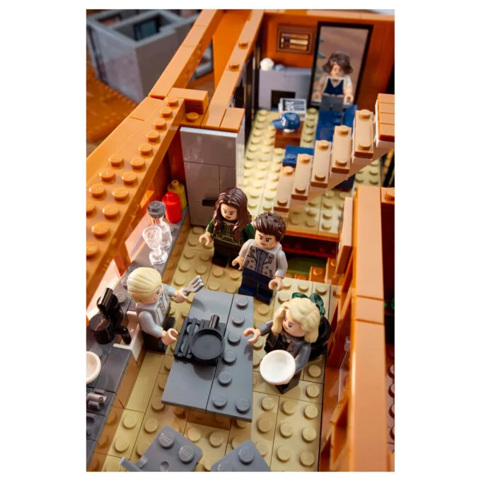 LEGO Ideas 21354 Twilight Cullen House — image 7