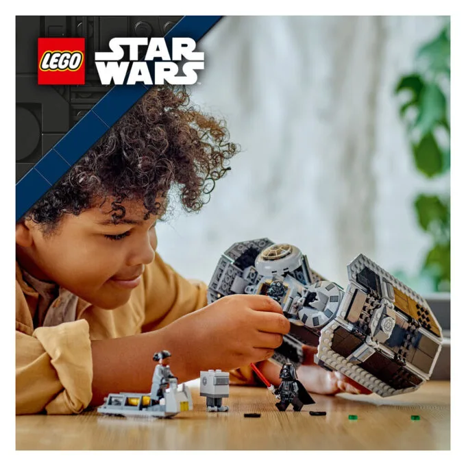 LEGO Star Wars TIE Bomber — image 11
