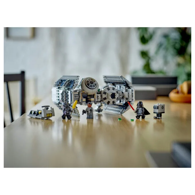 LEGO Star Wars TIE Bomber — image 9