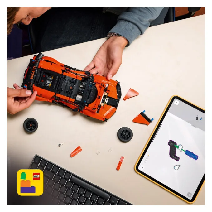 LEGO Technic 42222 Bugatti Chiron Pur Sport Hypercar — image 10