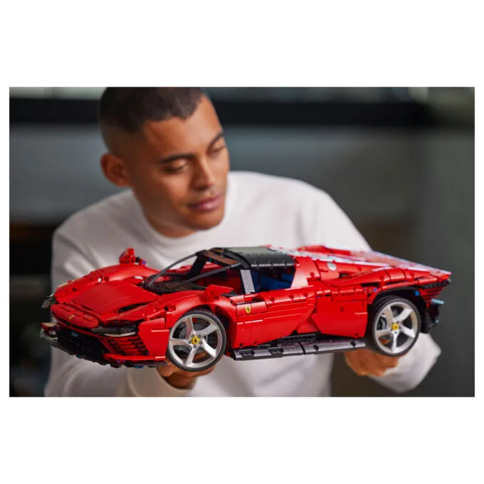 LEGO Technic Ferrari Daytona SP3 42143 — image 24