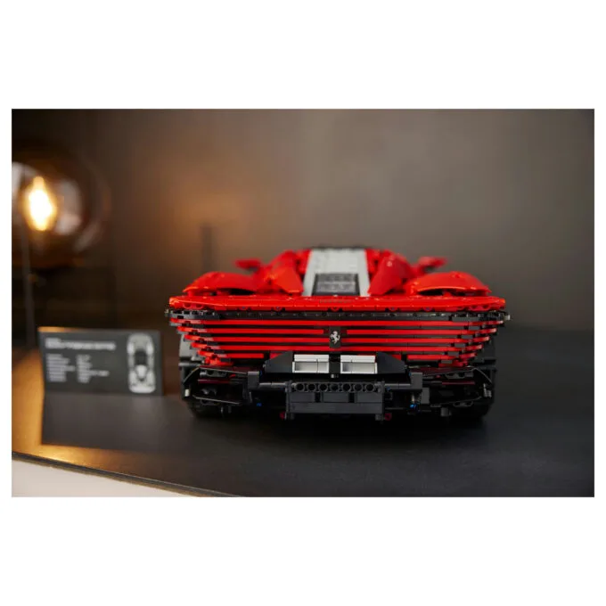 LEGO Technic Ferrari Daytona SP3 42143 — image 30