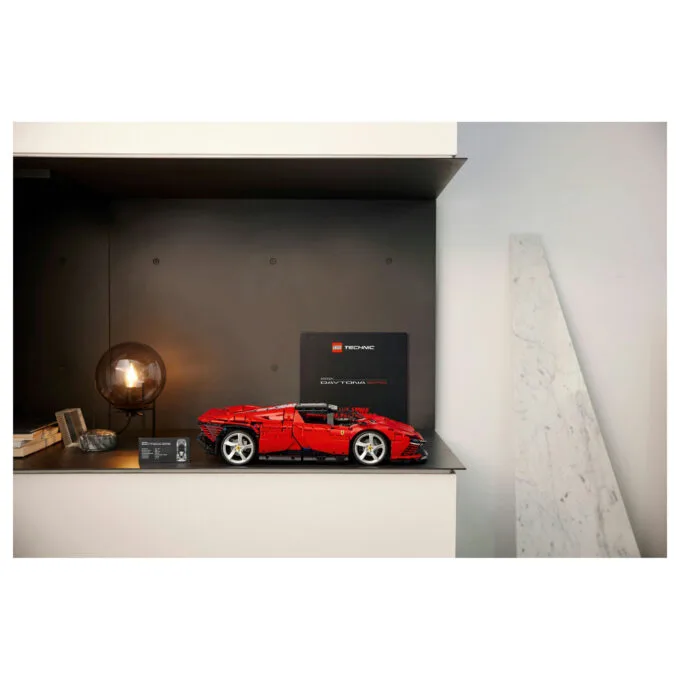 LEGO Technic Ferrari Daytona SP3 42143 — image 31