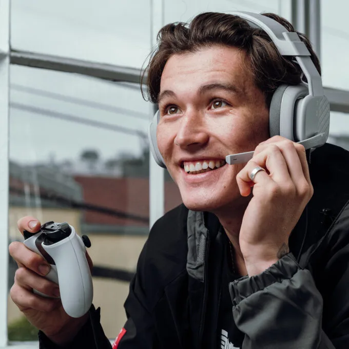 Logitech ASTRO A10 Gen 2 - Wired 3.5mm Gaming Headset, Over-ear, Grey — image 3