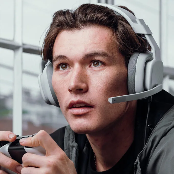 Logitech ASTRO A10 Gen 2 - Wired 3.5mm Gaming Headset, Over-ear, Grey — image 6