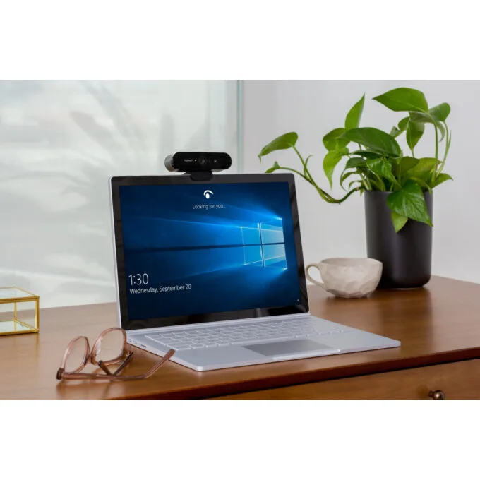 Logitech BRIO 4K Ultra HD Webcam - BRIO - 4K/2160p, 90 fps, USB-C, Dual Mics, Black — image 3