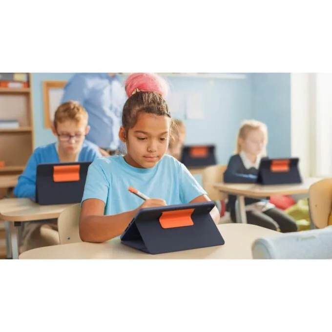 Logitech Rugged Combo 3 for iPad Gen. 7/8 - Classic Blue - Education — image 7