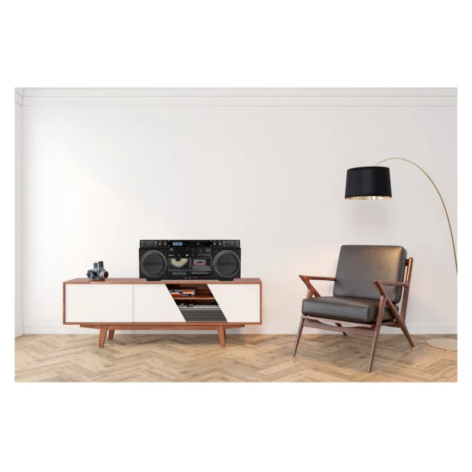 Medion LIFE® P66538 Retro-Boombox schwarz — image 8