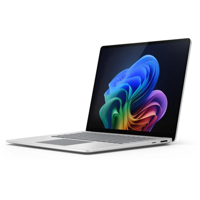 Microsoft Surface Laptop 7 Copilot+ C12 - Platinum, 16GB LPDDR5x, 512GB SSD, Snapdragon X Elite, 15" (38.1cm), Windows 11 Pro — image 2