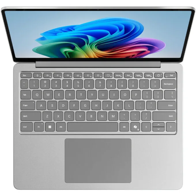 Microsoft Surface Laptop Copilot 13-inch SD P8 - Platinum, Snapdragon X Plus 8-core, 16GB LPDDR5x, 1TB SSD, Windows 11 Pro — image 4