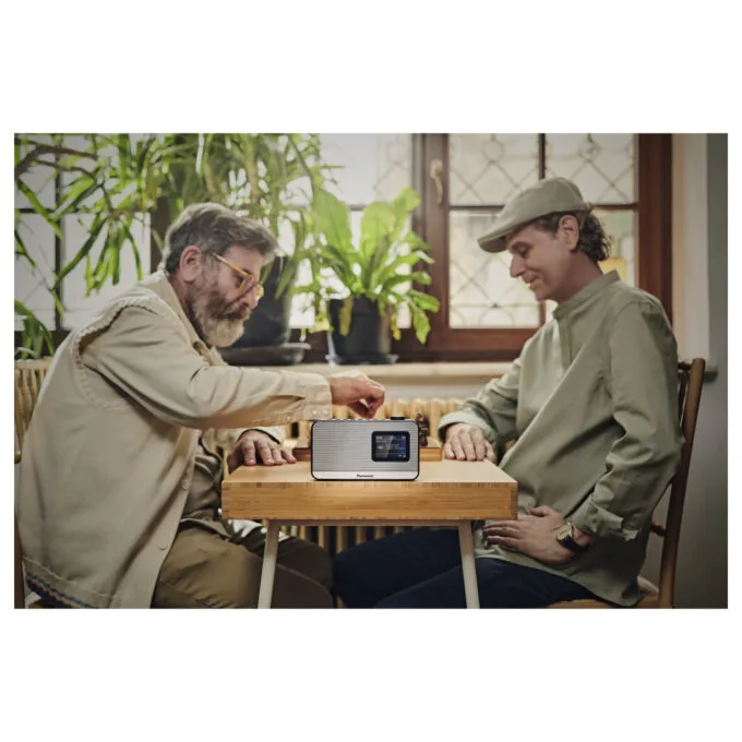 Panasonic RF-D15EG Tragbares DAB-Radio 3 Watt silver — image 6