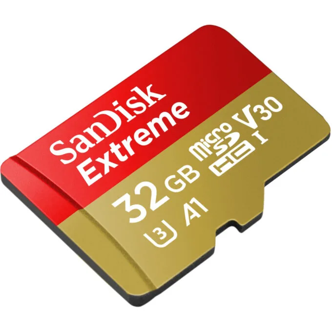 SanDisk Extreme microSDHC 32GB - UHS-I U3 V30, 100MB/s Read 60MB/s Write - Red/White + SD Adapter — image 2
