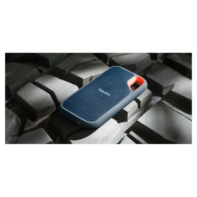 SanDisk Extreme V2 Portable SSD 4TB USB 3.2 Gen 2 - SDSSDE61-4T00-G25 — image 8
