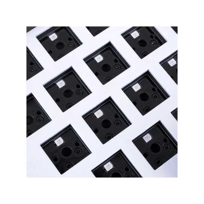 Sharkoon SKILLER SGK50 S4 - SGK50 S4 - Black, 60% wired RGB Kailh Red — image 4