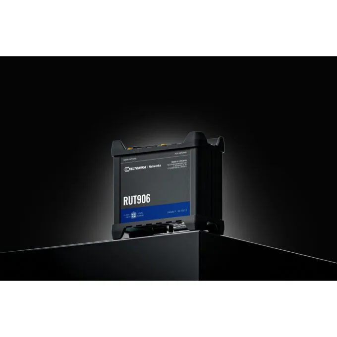 Teltonika RUT906 - Industrial Dual‑SIM LTE Router - Black, 128MB RAM, 0.58GHz CPU — image 7