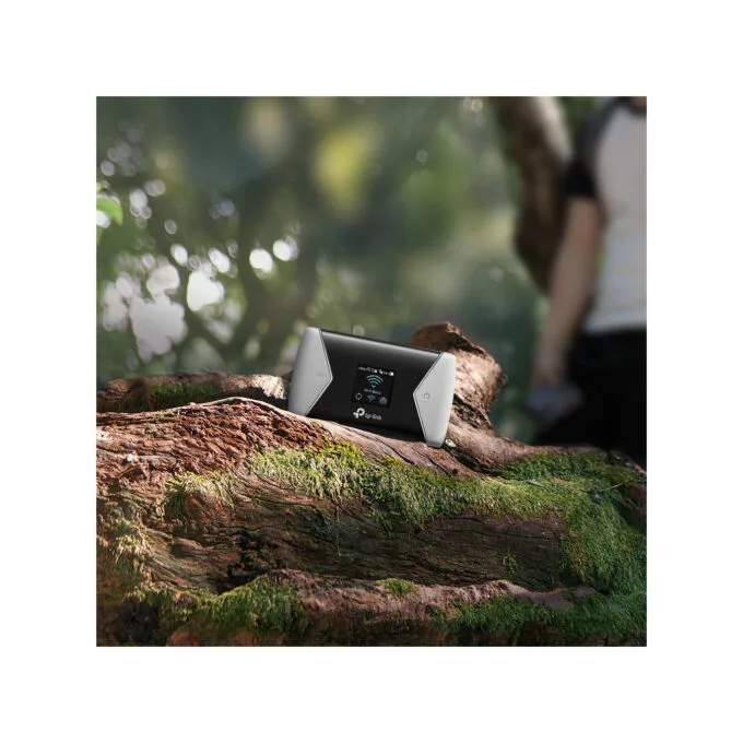 TP-Link M7450 - 4G LTE-Advanced Mobile Wi-Fi Hotspot - Black/Grey, 300Mbps, 3000mAh, microSD up to 32GB — image 3
