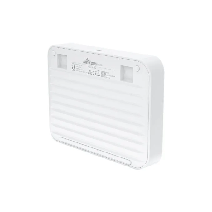 Ubiquiti UniFi Switch Flex XG - USW-Flex-XG M - 5-Port 10G RJ45 PoE+, White — image 4