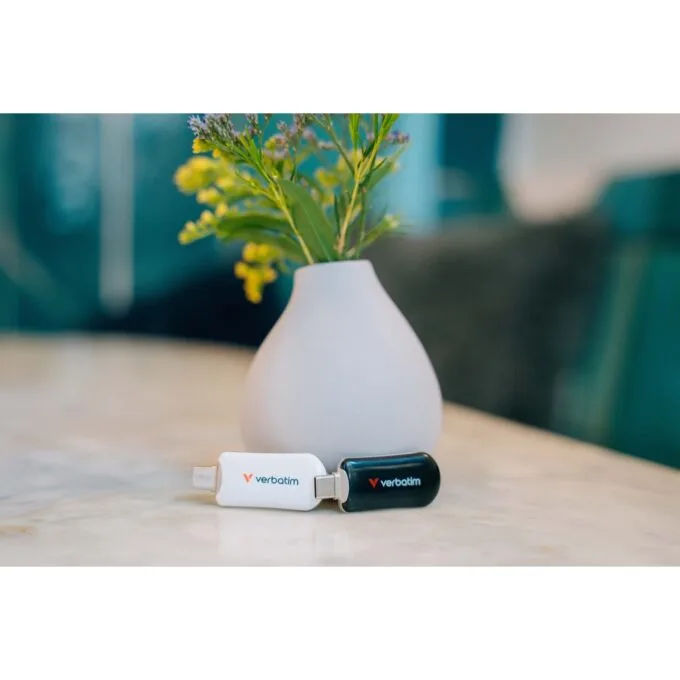 Verbatim 128GB Plectra USB-C 3.2 Gen 1 Flash Drive White - 30229 — image 11