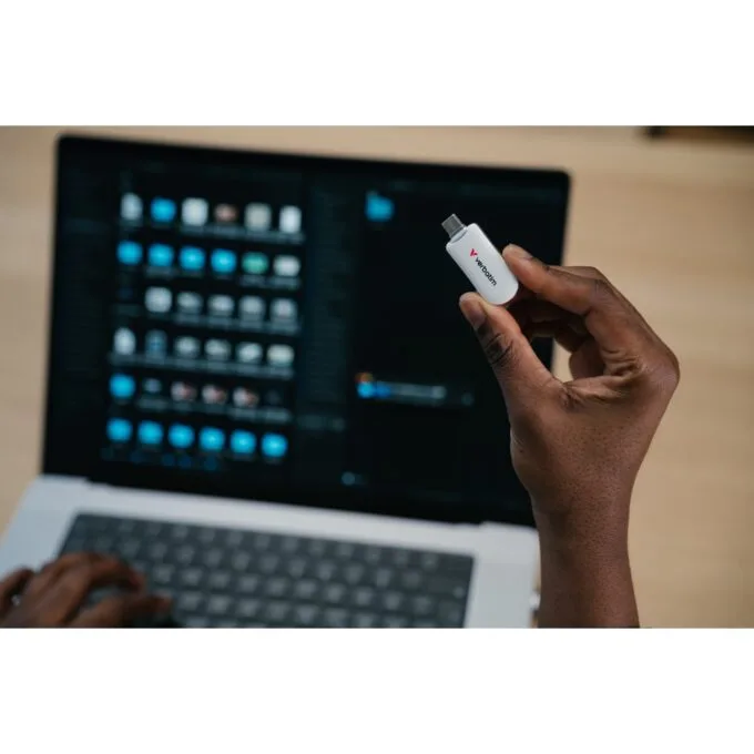 Verbatim 128GB Plectra USB-C 3.2 Gen 1 Flash Drive White - 30229 — image 9