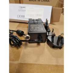 Z ALLNET Ersatznetzteil 12V 5A EU Type schwarz mit Adapter EU.US.UK HTT mit Binder 711 M9