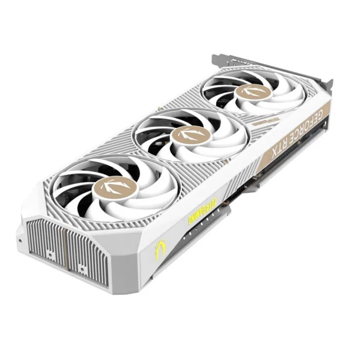 ZOTAC GAMING GeForce RTX 5070 AMP White Edition - 12GB GDDR7 - 2587 MHz Boost, PCIe 5.0 — image 4