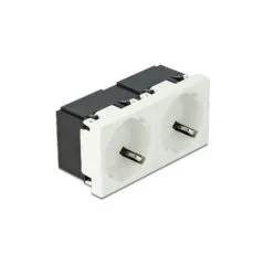 Easy 45 Schutzkontakt-Steckdose 2-fach 45°-Anordnung 45 x 45 mm