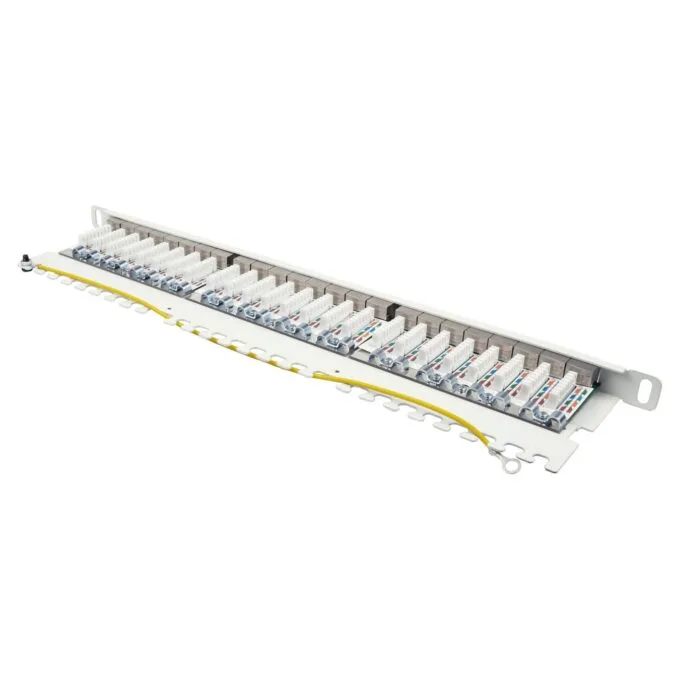 Good Connections Patchpanel 19'Cat. 6A 24-P 0,5HE reinweiß — image 2