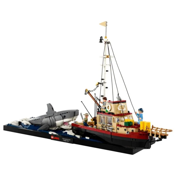 LEGO 21350 Ideas Der weie Hai — image 2